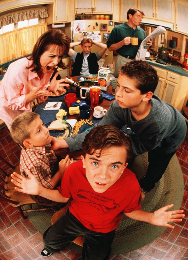 Editorial use only. No book cover usage. Mandatory Credit: Photo by Deborah Feingold/20th Century Fox Tv/Kobal/REX/Shutterstock (5881960n) Erik Per Sullivan, Jane Kaczmarek, Frankie Muniz, Bryan Cranston, Christopher Ke Masterson Malcolm In The Middle - 1999 20th Century Fox Television USA Television