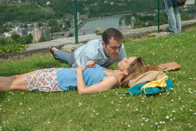 Editorial use only. No book cover usage. Mandatory Credit: Photo by Starz! Movie Channel/Everett/REX/Shutterstock (4255094g) James Nesbitt, Frances O'Connor (Season 1) 'The Missing' TV Series - Nov 2014