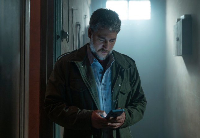 Atrapados S1. Alberto Ammann as Leo in Atrapados S1. Cr. Cleo Bouza / Netflix ??2025