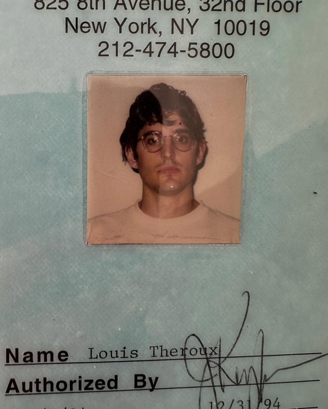 Louis Theroux preparing for ?full head shave? due to his alopecia officiallouistheroux ? 30,053 likes Latest from Alopecia-land. I?ve cut the hair short because I realised the longer it was the worse it looked. But it?s patchy AF and I?m basically preparing the way for a full head shave some time in the next 12 months. Big glasses a la Tucci, big muscles a la Dwayne Johnson, plus a year round tan. That?s the formula. I?ve included a last photo from 1994 that I stumbled on yesterday as a reminder that the hair was always a problem, which I will have to worry about less and less as it disappears. It?s like when your house burns down. ?At least I don?t have to hoover!? 7 h