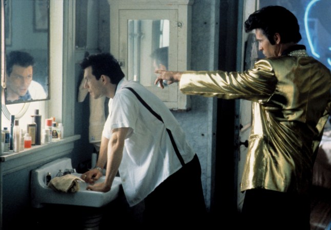 Editorial use only. No book cover usage. Mandatory Credit: Photo by Everett/REX/Shutterstock (427214cc) TRUE ROMANCE, Christian Slater, Val Kilmer FILMS AND TV INVOLVING QUENTIN TARANTINO