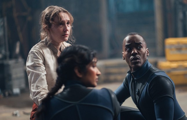 Rose Ayling-Ellis, Ncuti Gatwa and Varada Sethu as Aliss, the Doctor and Belinda Chandra in The Well, Doctor Who