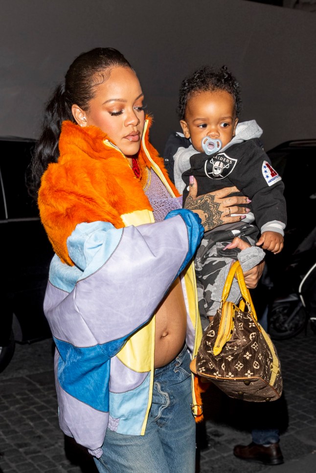 **Please Blur Children's Faces If Required To Do So In Your Territory** Rihanna And Her Child Arrive At Louis Vuitton Pictured: Rihanna Ref: SPL5539327 210423 NON-EXCLUSIVE Picture by: SplashNews.com Splash News and Pictures USA: +1 310-525-5808 London: +44 (0)20 8126 1009 Berlin: +49 175 3764 166 photodesk@splashnews.com World Rights,